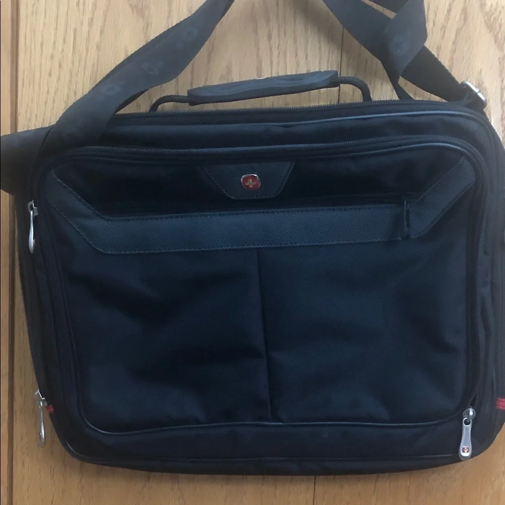 Swiss Army Black Laptop Messenger Bag  with strap